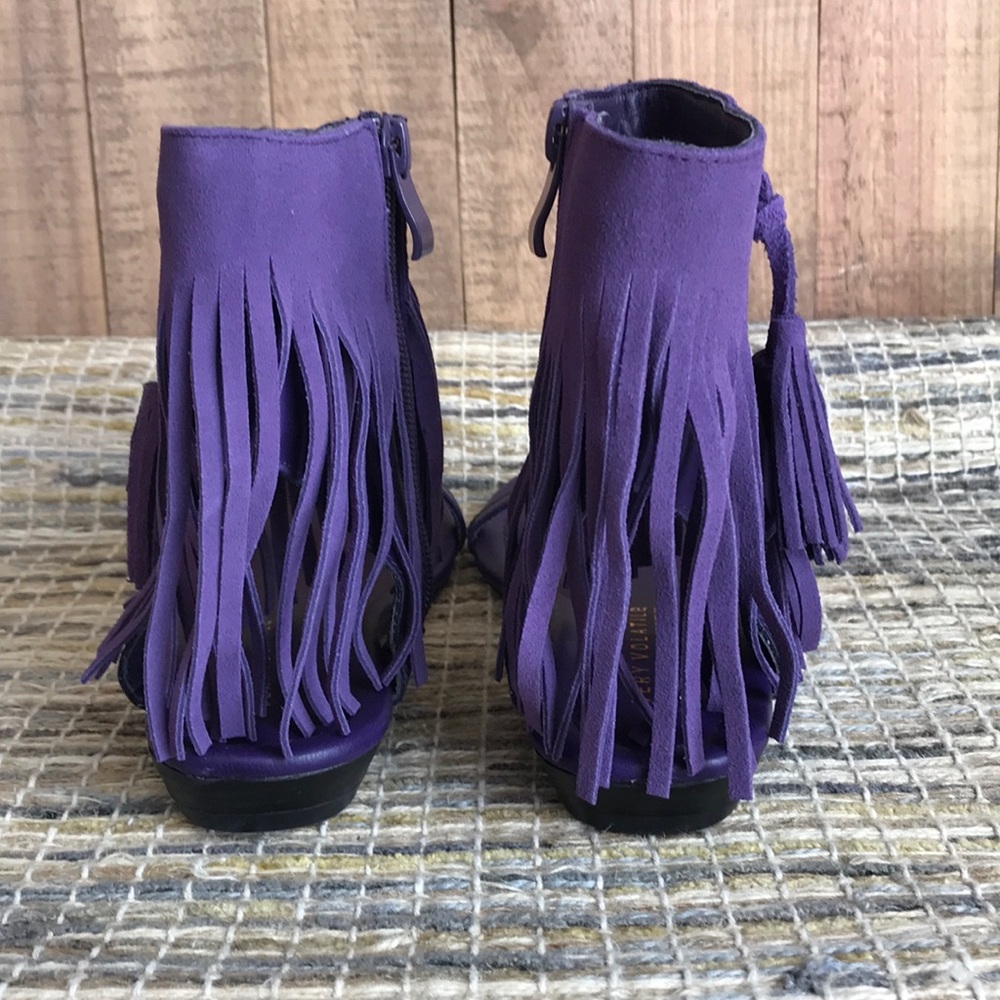 Very Volatile Lex Fringed Sandals - Picture 7 of 8
